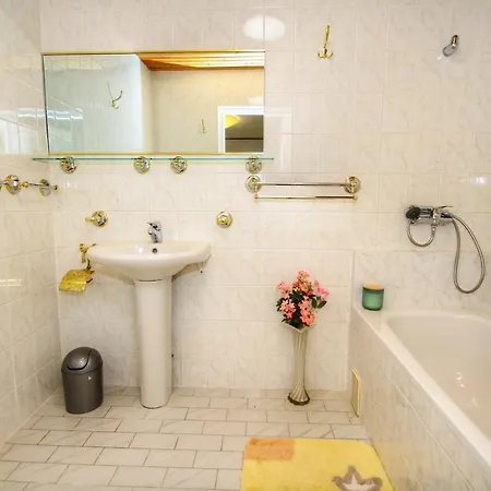 Karjamaa 24 Duplex Apartament Parnawa