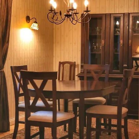 Karjamaa 24 Duplex Apartament Parnawa
